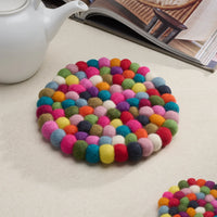 MODWOOL Felt Ball Round 8" Diameter Trivet